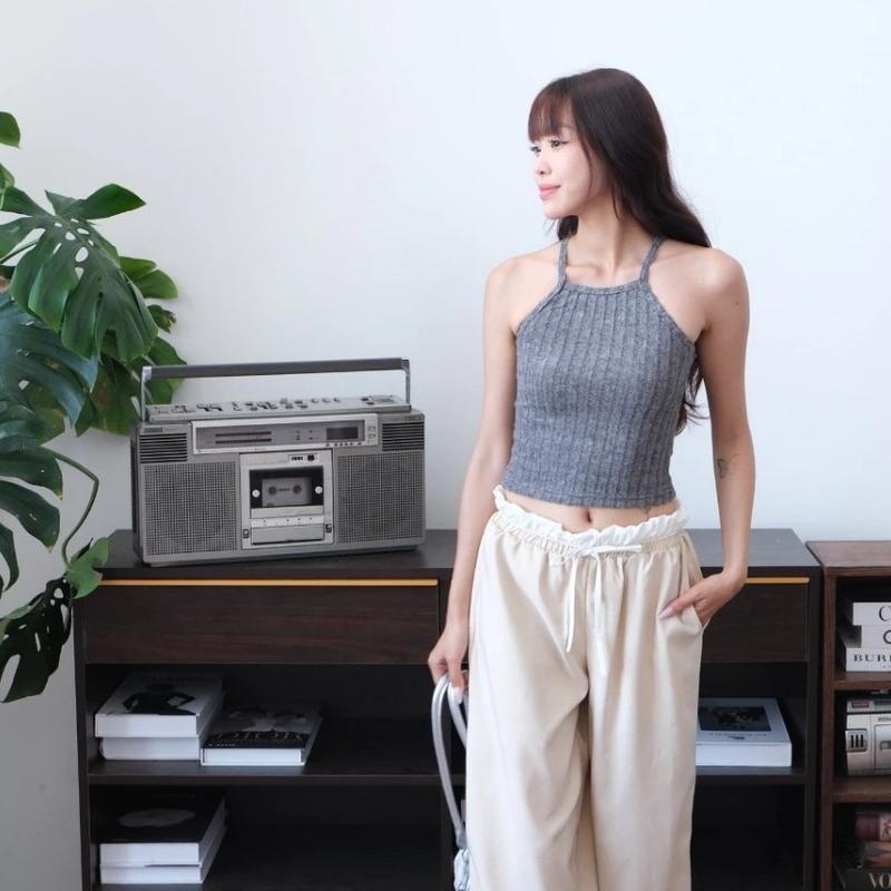 BARE_Áo croprop hai dây nữ , áo yêm lông hai dây dáng ngắn ôm body tôn dáng- A301 Top Jean Women Kem Nhung Voi
