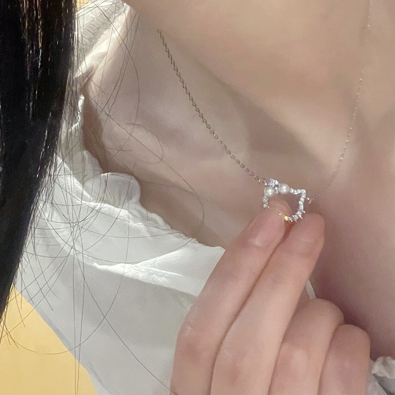 Vòng cổ mèo nữ đẹp mắt với giả ngọc trai và thép không gỉ, hợp thời trang