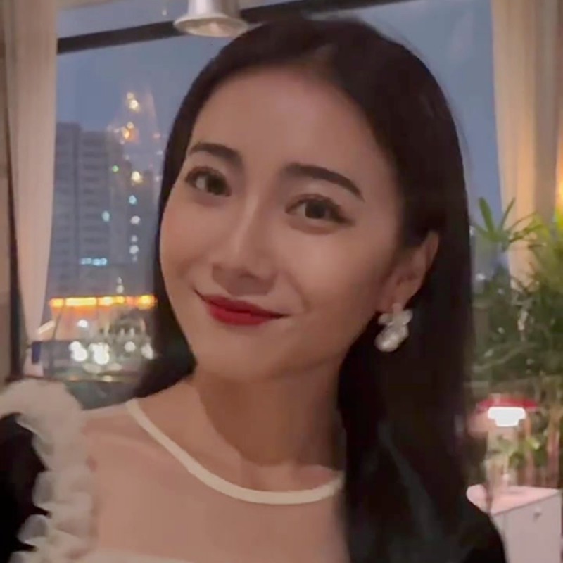 Bông tai hoa Zircon thời trang Ngọc trai Pháp Bông tai cô dâu Bông tai tinh tế dành cho nữ