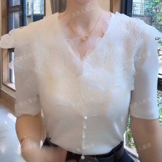 ✨Pháp Nhẹ Nhàng Ren Trắng Cổ Chữ V Slim-Fit Tay Ngắn Ôm Hơn Nhìn Áo Thun Phù Hợp Với Người Đi Làm Mỏng Hơn Nhìn Top 25.7.20