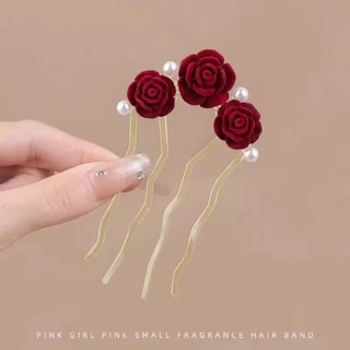 Lược bốn răng ngọc trai hồng đỏ, phong cách cổ điển