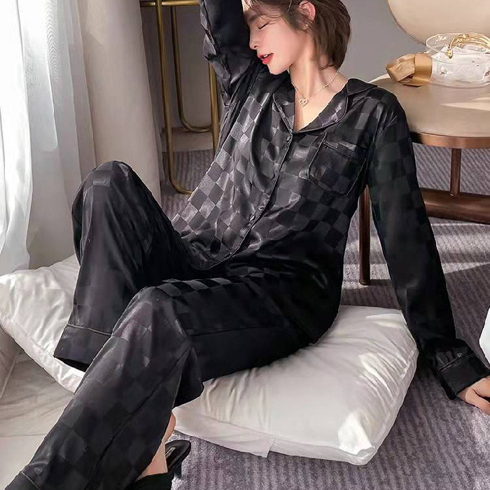 Checkerboard Ice Silk Giả Bộ Đồ Ngủ Lụa Nữ Thu Đông Dài Tay Phiên Bản Hàn Quốc ins Nữ Homewear [luyoo32]