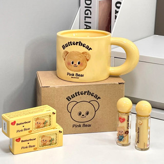 PINK BEAR Son bóng, không dễ dính vào cốc. Không dễ dính vào cốc.