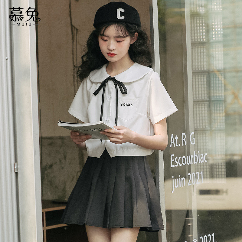 Mutu jk Đồng Phục Quần Áo Nữ Mùa Hè 2026 Phong Cách Mới Cổ Búp Bê Top