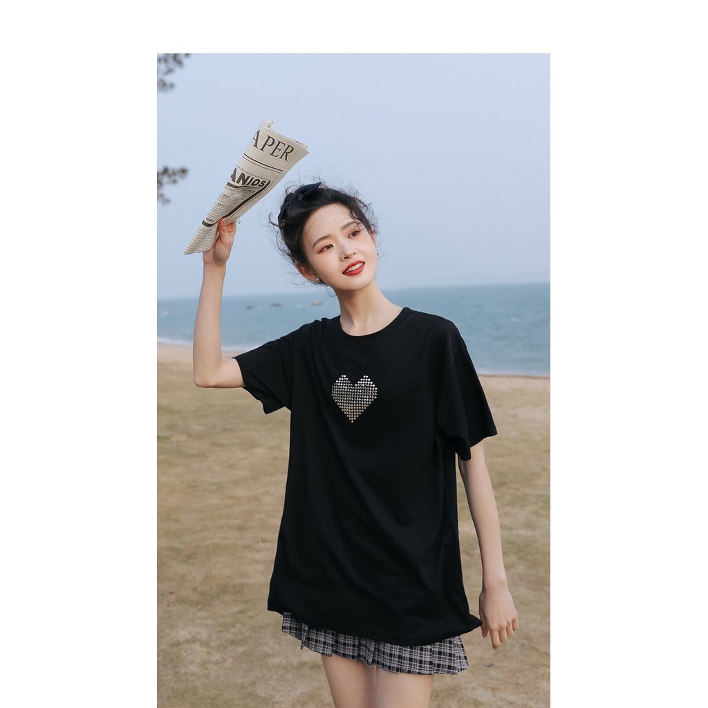 Mutu ins Loose Cotton Nguyên Chất Trái Tim Cổ Tròn Tay Ngắn Nữ Mùa Hè 2026 Thiết Kế Phong Cách Mới Niche Phù Hợp Với Tính Khí Đen Top Hợp Thời Trang