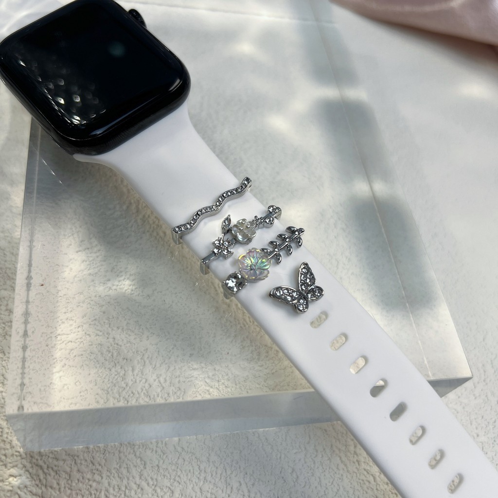 4 Dây Đeo Tay Kim Loại Quyến Rũ Dây Đeo Silicon Vòng Trang Trí Cho Chữ A Dây Đồng Hồ Trang Sức Kim Cương Trang Trí Phụ Kiện Trang Trí Cho iWatch Vòng Tay