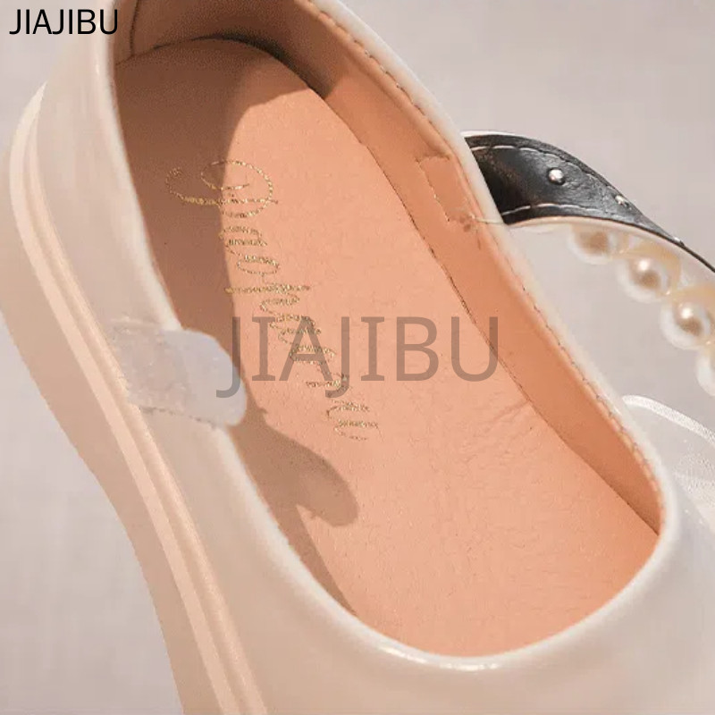 Giày Trẻ Em Thời Trang Giày Công Chúa Nơ Màu Be Dễ Thương Cho Bé Gái Giày Đi Học Màu Đen Korean Fashion Platform Mary Jane Shoes Giày Da Nhỏ Lolita Ngọc Trai Nhật Bản Giản Dị British Style Casual Soft Sole Cosplay Doll Shoes Giày Khiêu Vũ Giày Búp Bê