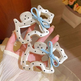 Kẹp mái có chấm bi in hình tóc, phù hợp cho bé gái và phụ nữ