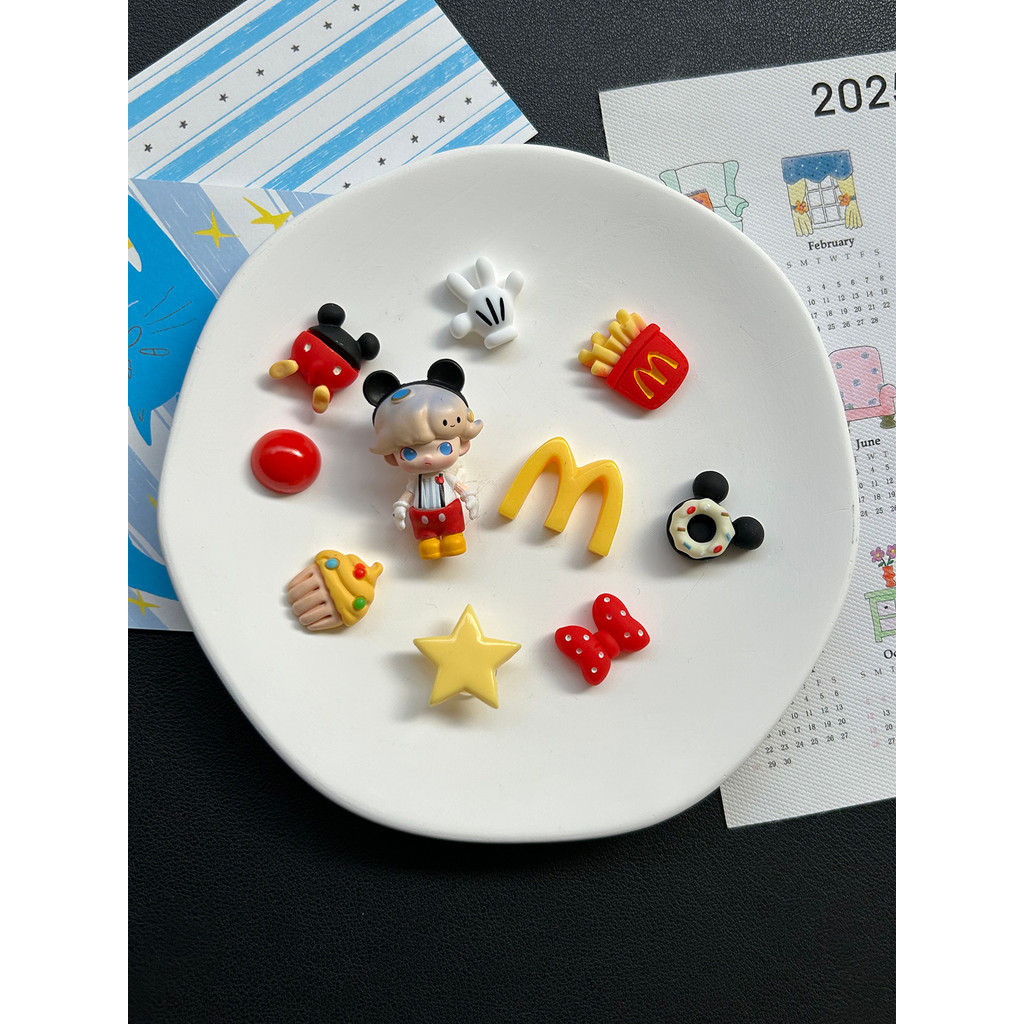 Phụ Kiện Giày Lỗ Pop Mart Dimoo Series Disney Minnie Giày Hoa Thích Ứng Với CROCS Khóa Giày Lỗ Khóa Giày Busch Khóa Giày Zhibixing Khóa Giày Có Thể Tháo Rời Khóa Giày ins Giày Hoa