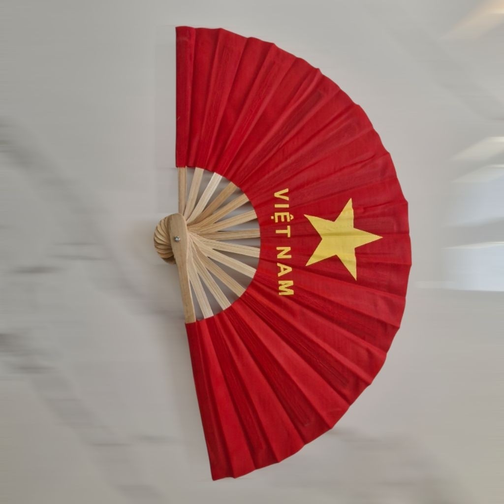 Quạt đỏ sao vàng dùng để múa đồng diễn hoặc biểu diễn văn nghệ, Đạo cụ phụ kiện Nguyễn Nhật