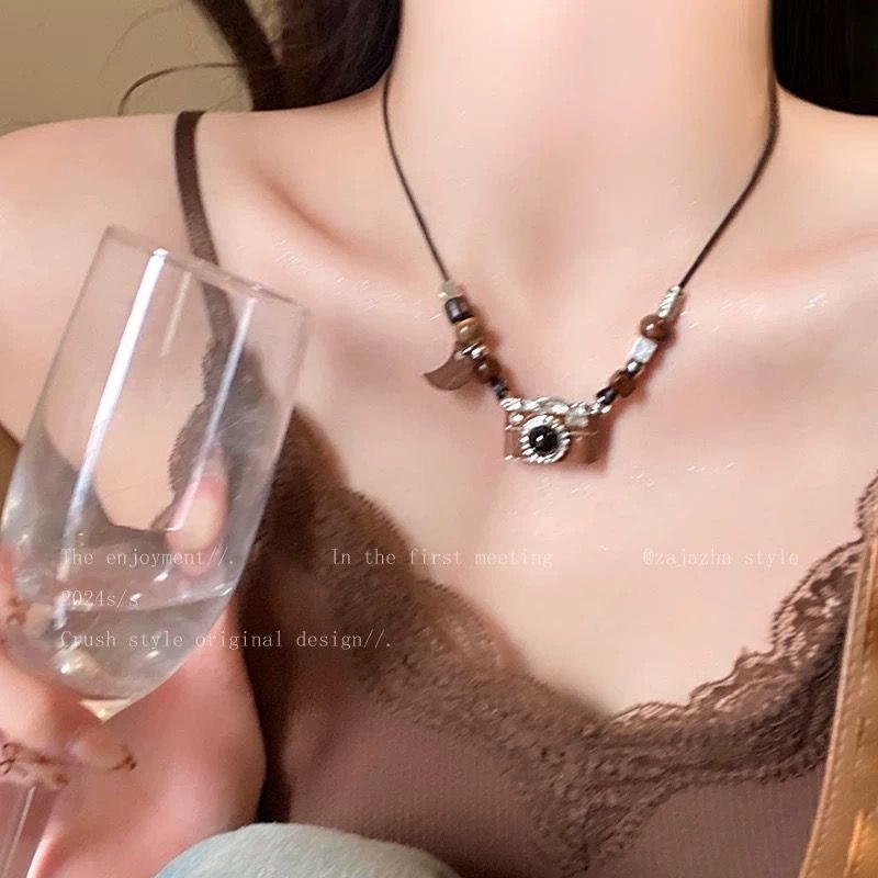 Mặt Dây Chuyền Máy Ảnh Phim Màu Nâu Cổ Điển, Thiết Kế Dài Cho Nữ