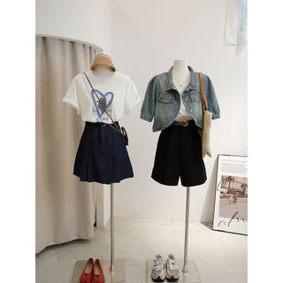 Áo khoác denim màu xanh nhạt phong cách Hàn Quốc, phù hợp mùa hè với thiết kế tay ngắn và kiểu dáng retro