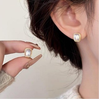 Bông Tai Vuông Retro đơn giản, không phai màu - Phụ kiện thời trang cho nữ và bé gái