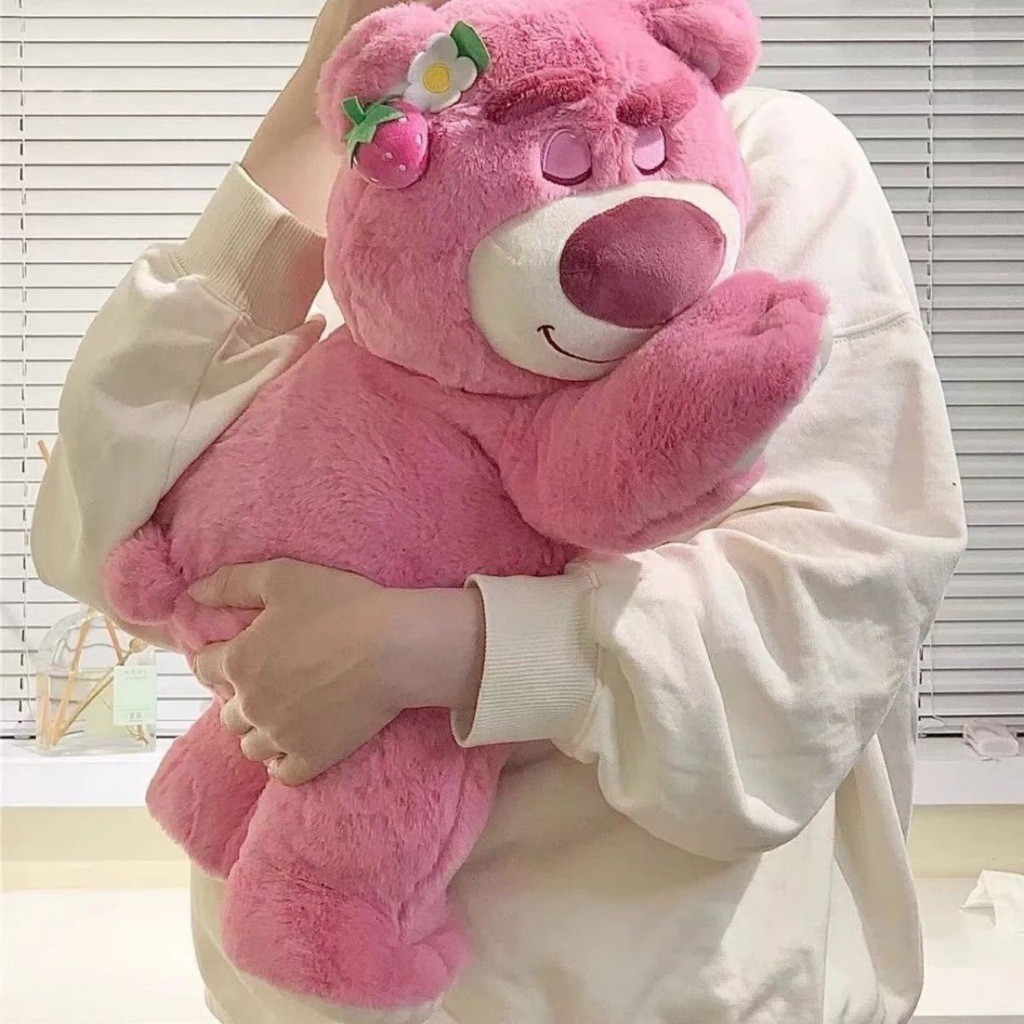 Gấu Dâu Lotso Dễ Thương Gấu Bông Lotso Dáng Nằm Gấu Lotso Chính Hãng Chất Liệu Vải Bông Thân Thiện An Toàn