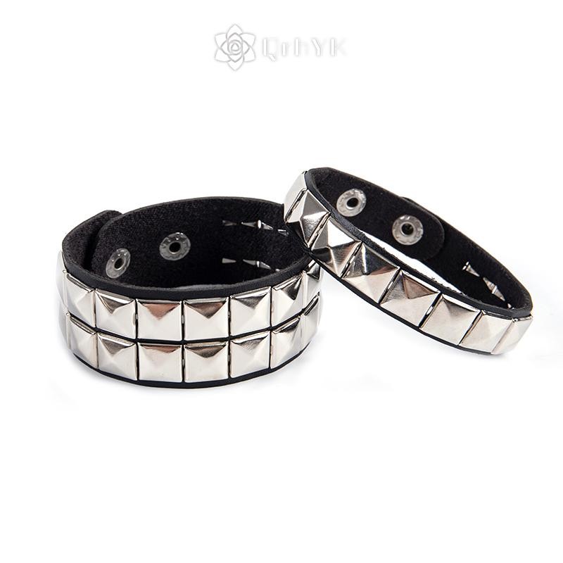 Qrhyk Độc Đáo Đinh Tán Đinh Tán Rộng Vòng Tay Punk Gothic Rock Unisex Lắc Tay Nam Trang Sức Mới