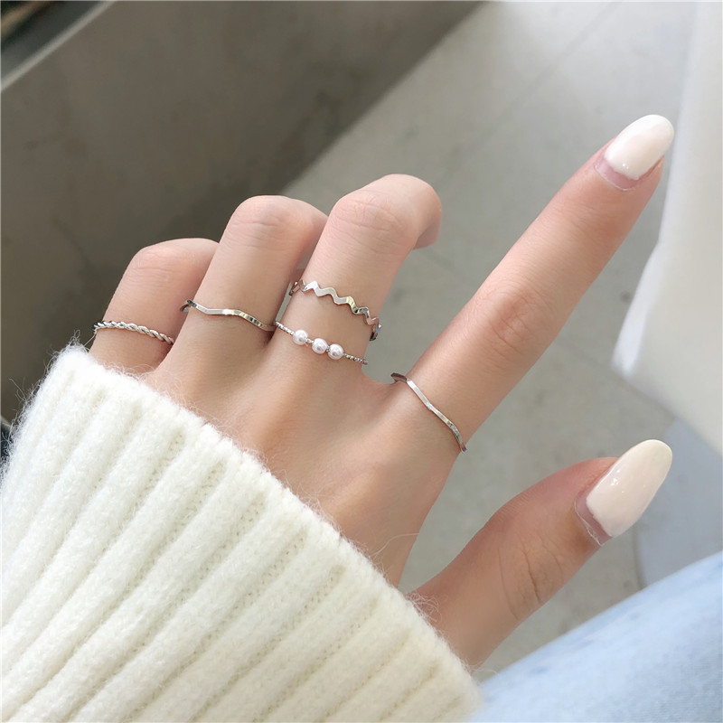 Nhẫn Tay Nữ Phong Cách Nhật Hàn INS - Hình Sóng Giản Dịn, Thuộc Bộ Nhẫn Đuôi Tay Thiểu Số Cảm Giác Thiết Kế