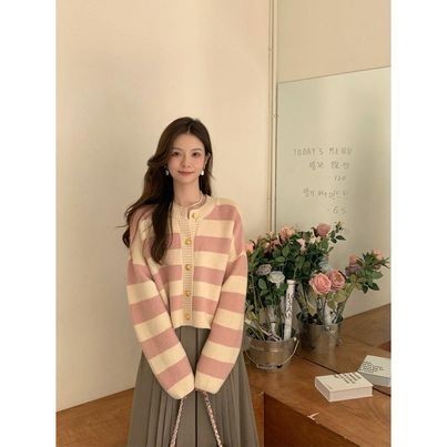 (HÀNG QCCC) Áo khoác len Cardigan kẻ sọc dáng croptop phối khuy cài phong cách thời trang BA SP39