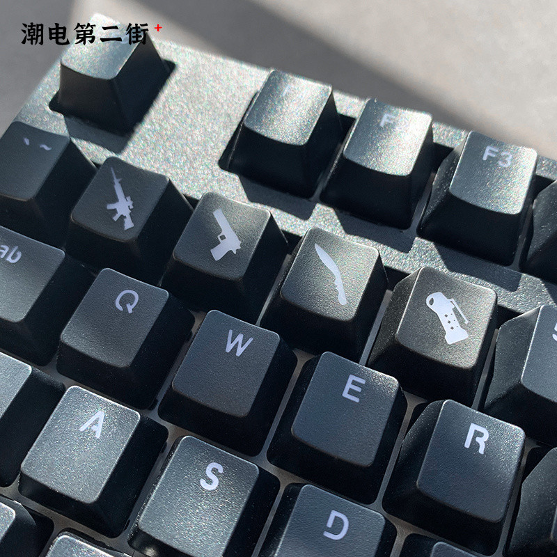 Bàn Phím Cơ Keycap Độc Đáo Đỏ Đen CF Trở Lại Chiến Tranh CSGO Cắt Nút Hợp Thời Trang Chơi Bốn Miếng Thay Thế / cdff