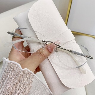 Kính mắt nữ không khung với gọng nhỏ và mặt phẳng trơn, phù hợp cả ngày và tạo vẻ thời thượng