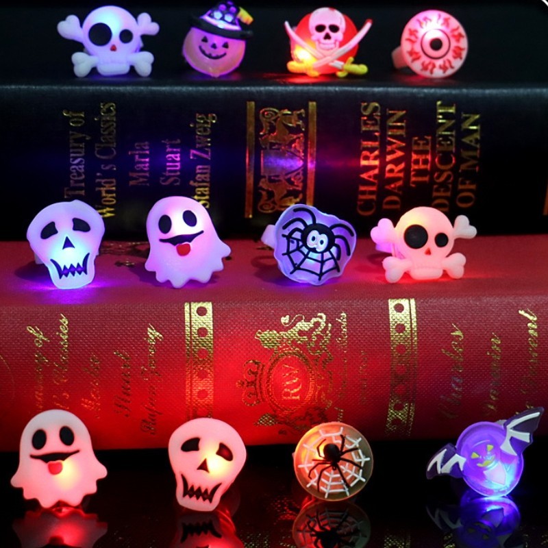 Halloween Sáng Tạo LED Dạ Quang Nhẫn Bí Ngô Ma Đầu Lâu Phát Sáng Đảng Trẻ Em Quà Tặng
