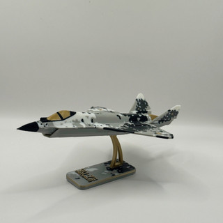 Mô Hình Kit Lắp Ráp Máy Bay Su-75 Checkmate