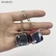 1 / 2 Chiếc Móc Khóa Bàn Phím Điện Sáng Tạo Mới Lạ Xoay Đồ Chơi Sốc Tay Lắc Tay Đường Phố Lừa Đạo Cụ Trò Đùa Halloween Ngộ nghĩnh VN