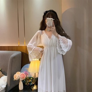 Phong Cách Cung Điện Gợi Cảm Với Miếng Lót Ngực Ren Cổ Chữ V Dài Tay Váy Ngủ Nữ Xuân Thu Cao Cấp Homewear Bộ Đồ Ngủ Váy Hơi Béo Size Lớn Quần Áo Nữ