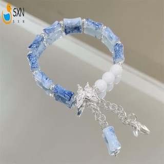 Vòng tay hạt thủy tinh phong cách tự nhiên với thiết kế bướm quyến rũ