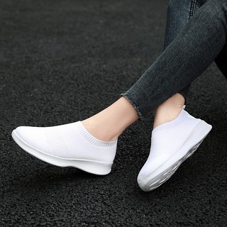 35-44 Size Giày Slip-On Flyknit Giày Nữ Plus Size Giày Thể Thao Siêu Nhẹ Đi Bộ Mẹ Giày Cổ Miễn Phí Vận Chuyển