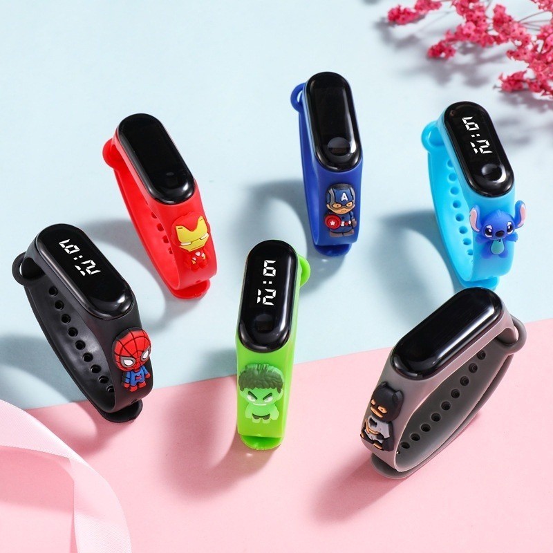 Đồng hồ thể thao kỹ thuật số LED hoạt hình Đồng hồ đeo tay chống nước Người nhện Pikachu cho bé trai Trường học, Quà tặng cho trẻ em
