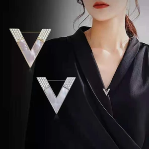 Chữ Trâm Nữ Corsage Chống chói Cổ Trang Trí Pin Nhỏ