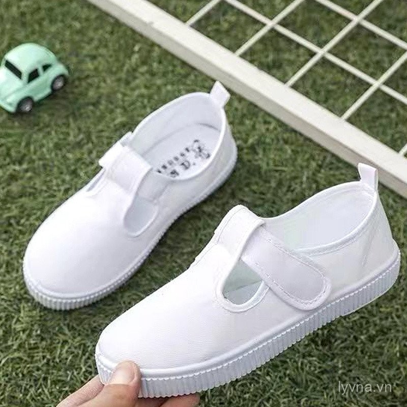 Giày Trắng Nhỏ Xuân Hè Phong Cách Mới Giày Vải Mẫu Giáo Trong Nhà Giày Bé Trai Bé Gái Học Sinh Biểu Diễn Khiêu Vũ Giày Vải Trắng 0821