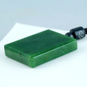 Mặt dây chuyền Jasper An toàn Không có vấn đề Mặt dây chuyền nữ Spinach Green Jade Mặt dây chuyền