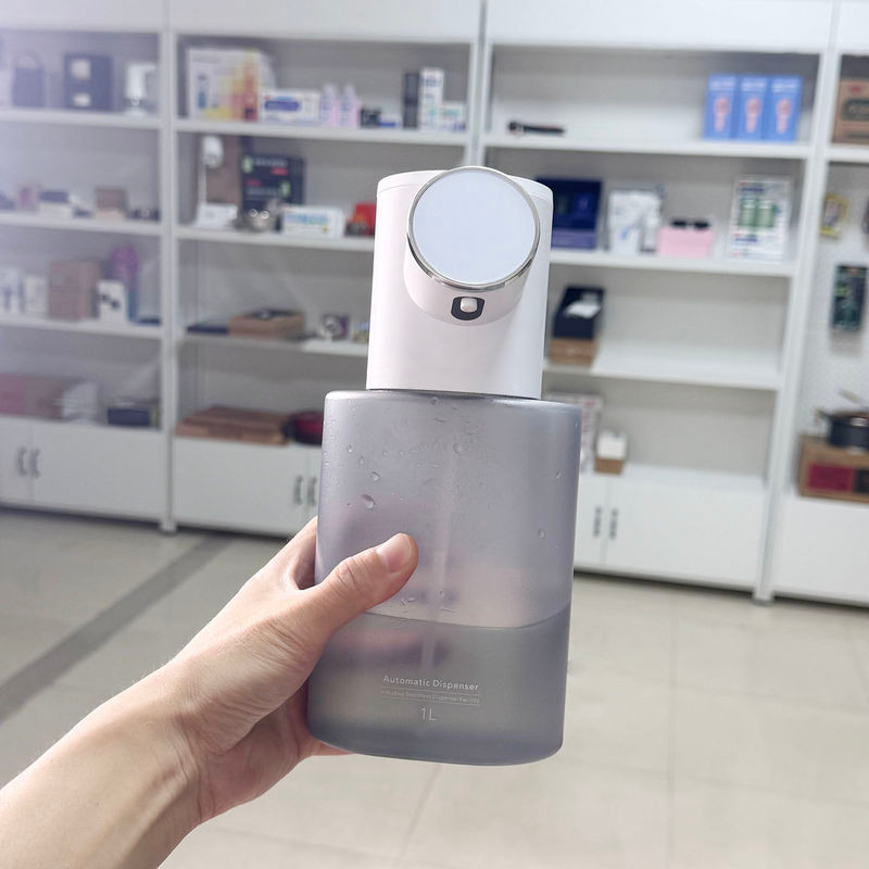 Máy tạo bọt cảm biến không chạm tự động có màn hình nhiệt độ cho phòng tắm