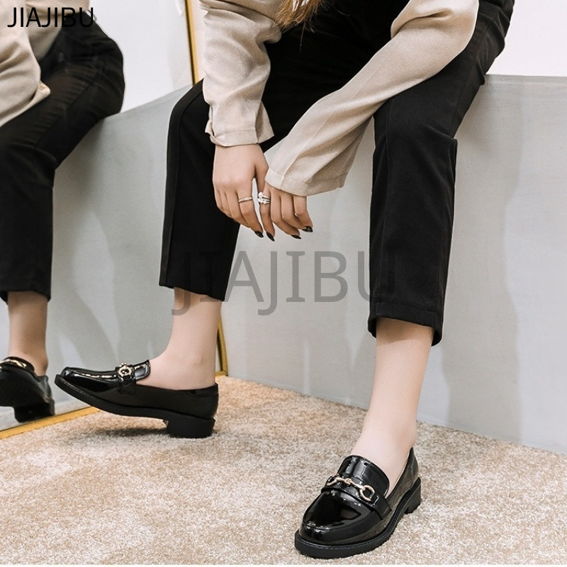 Size 35-46 Giày Nữ Cỡ Lớn Korean Fashion Platform Mary Jane Shoes 45 Giày Lười Da Đen Phong Cách Anh 44 Giày Đi Học Màu Đen Cho Bé Gái Có Khóa Kim Loại 43 Giày Búp Bê Lolita Mũi Tròn Gót Dày Chống Trượt