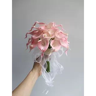 Bó hoa rum gắn ngoc trai nhân tạo  cho cô dâu chụp ảnh cưới đám cưới lễ ngọc trai màu hồng và trắng CEVERIA