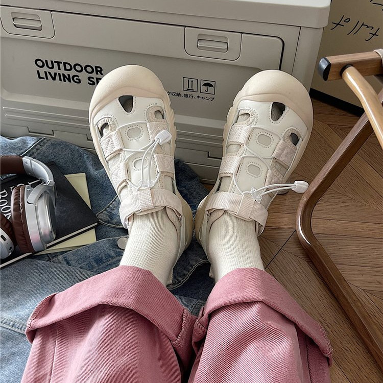 Thời trang xấu xí dễ thương rỗng thoáng khí giày thể thao thường ngày mùa thu mới Velcro phù hợp tất cả các kết hợp mặc bên ngoài chống trượt chống mài mòn giày thể thao nữ đế dày giá bán buôn nhà máy