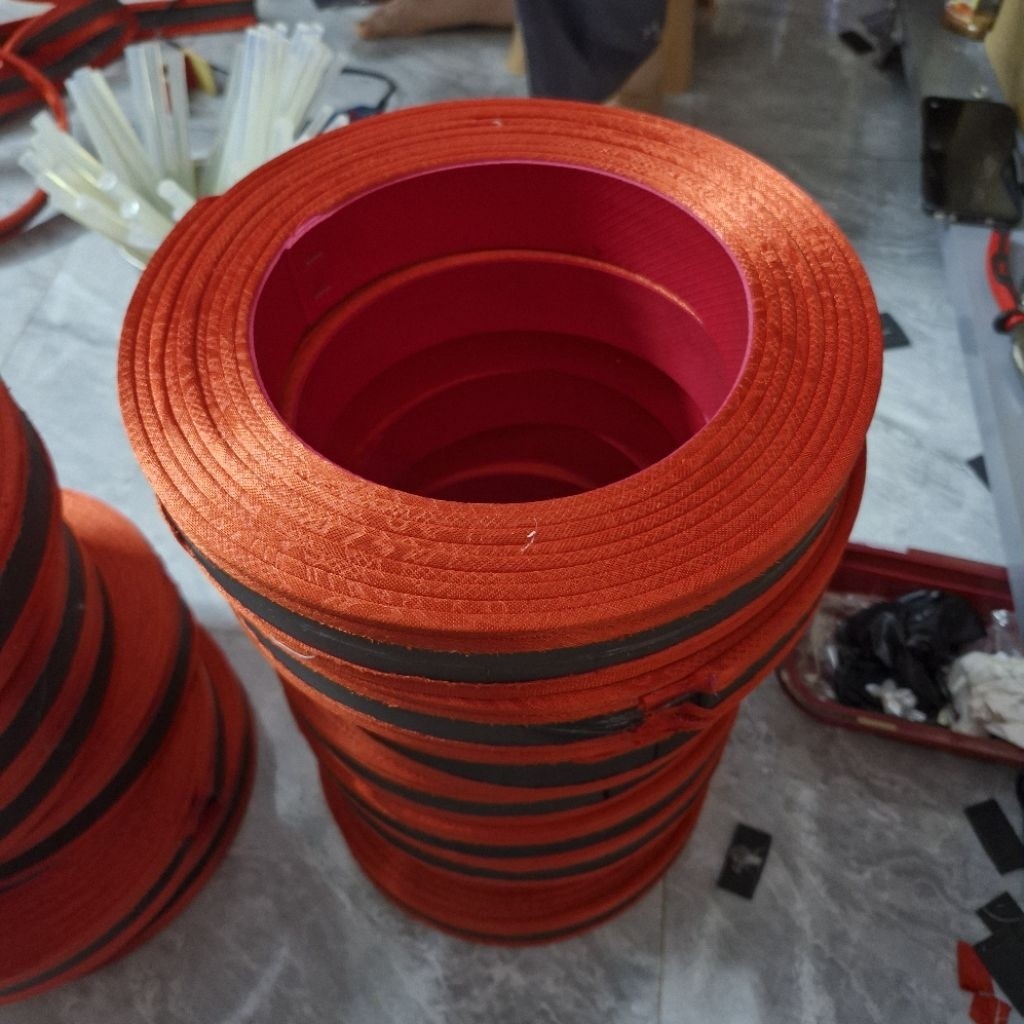 Phôi mũ H mông, cốt mũ dùng để làm mũ H mông có đủ size, bản dày 5 đến 5,5cm được làm từ xốp cao cấp