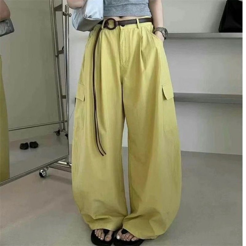 Phụ kiện thắt lưng mỏng phù hợp với phong cách cơ bản