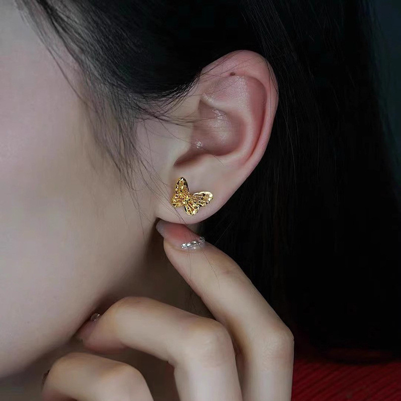 Bông tai bướm vàng 18K - Quà tặng trang sức nữ không gây dị ứng