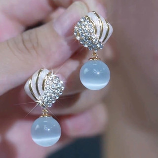 Bông Tai Opal Trắng Retro - Phong Cách Cao Cấp Pháp