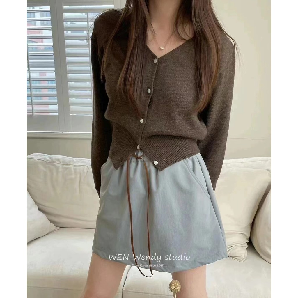Suxi Retro Màu Trơn Thu Đông Mới Cổ Chữ V Dài Tay Dệt Kim Cardigan Nữ Áo Len Ngắn 240925