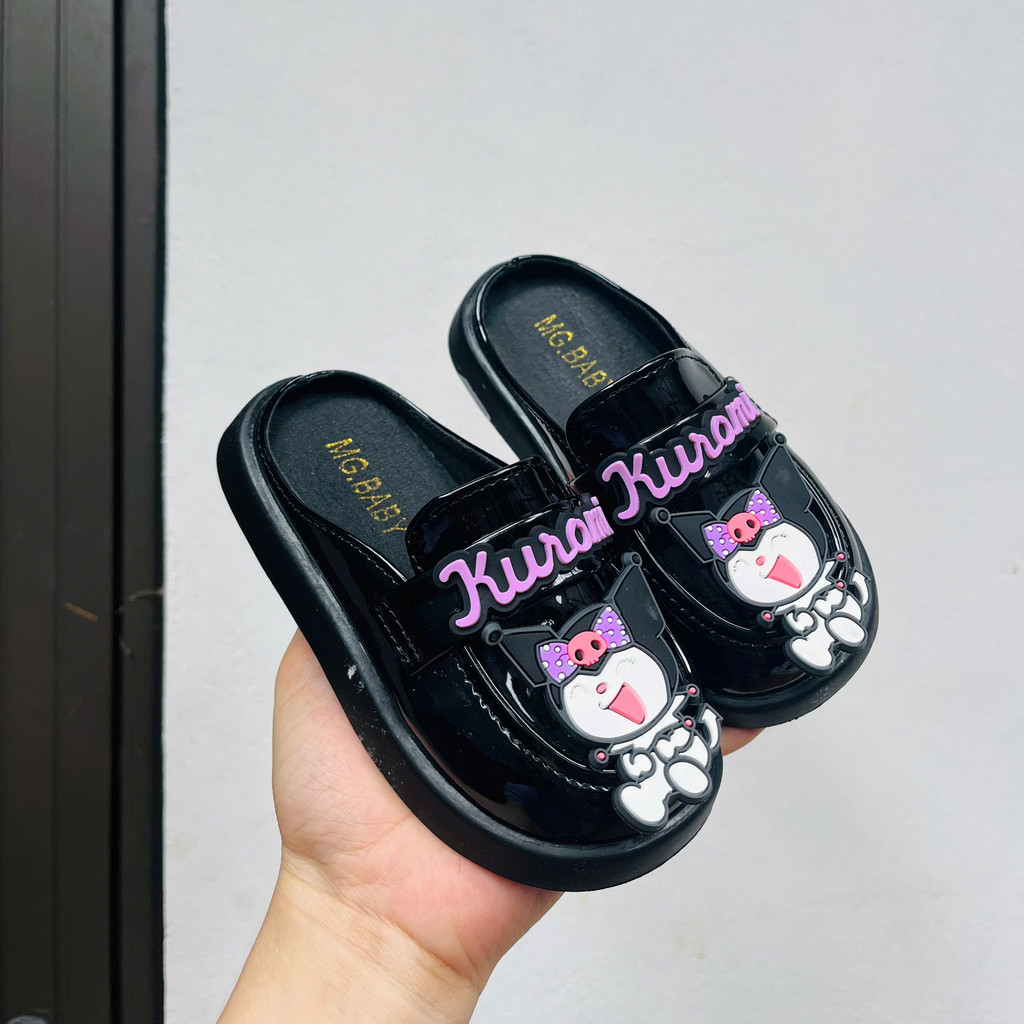 sục cho bé gái dép bít mũi cho bé êm chân chống trượt da PU mềm êm chân thời trang thu đông từ 2 tuổi Kuromi6609