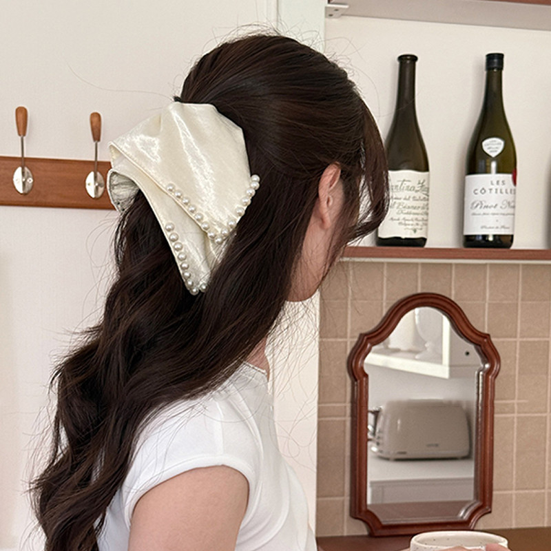 Scrunchie Satin Ngọc Trai Vuông Phong Cách Hàn Quốc - Dành Cho Tóc Đuôi Ngựa