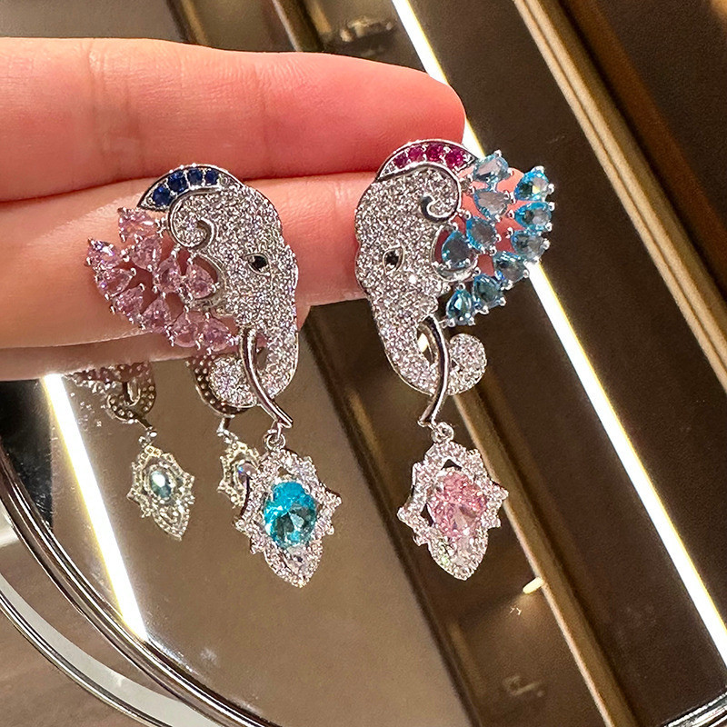 Zircon Tinh Tế Ngọc Trai Tính Khí Bông Tai Sang Trọng Ánh Sáng Mới