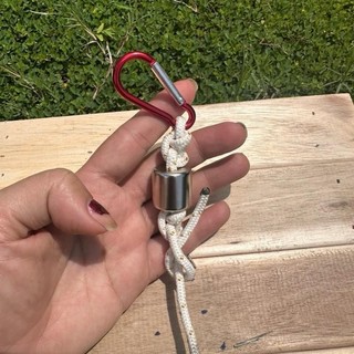Hít bi việt nam cột sẵn móc khoá. Dùng để hít bi. Trong giỏ hàng có các loại chạc. CR7,Bản đồ, UFO, hero, ưng vương.vvvv