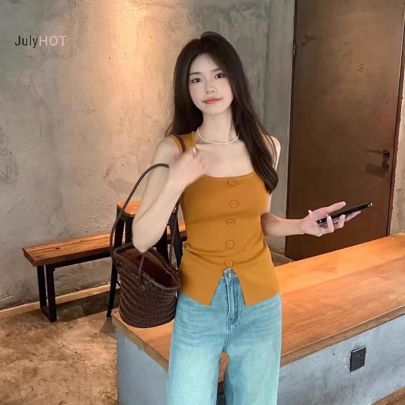 Áo camisole phong cách Hàn Quốc, chất liệu mỏng mát, co giãn với đường xẻ slits - Perfect cho mùa hè