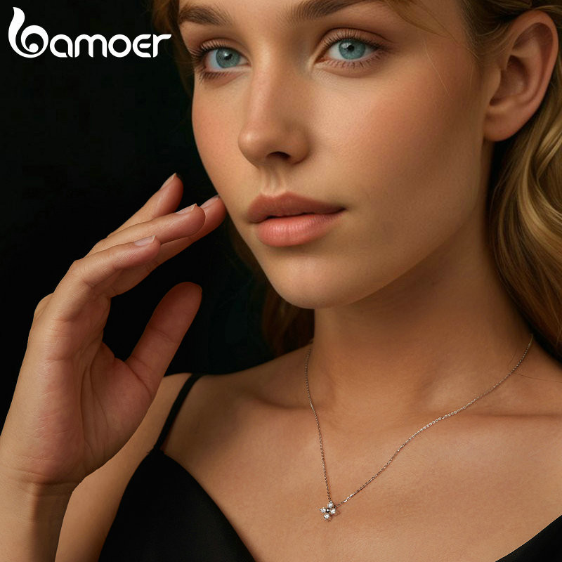 Bamoer 925 Sterling Sliver Vòng Cổ Cỏ Bốn Lá Moissanite Trang Sức Quà Tặng Cho Nữ