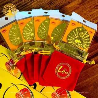 [Tặng Bao Lì Xì Lộc] Lá Bồ Đề Mạ Vàng - Mặt Trước Hoa Sen Và Chữ Phúc - Mặt Sau Hình Phật May Mắn Bình An