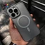Mới!! Ốp điện thoại từ tính sa mạc Titan đen xám mờ cho iPhone 11 12 13 14 15 16 16pro 16 Pro Max 16 Plus Vỏ bảo vệ chống sốc Ốp lưng cứng